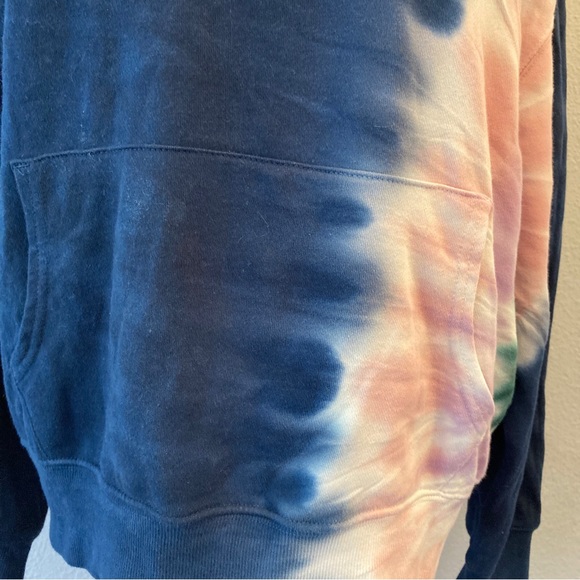 NWT Wildfox Blue Tie Dye Pullover Hoodie M MSRP$126 - Picture 3 of 9